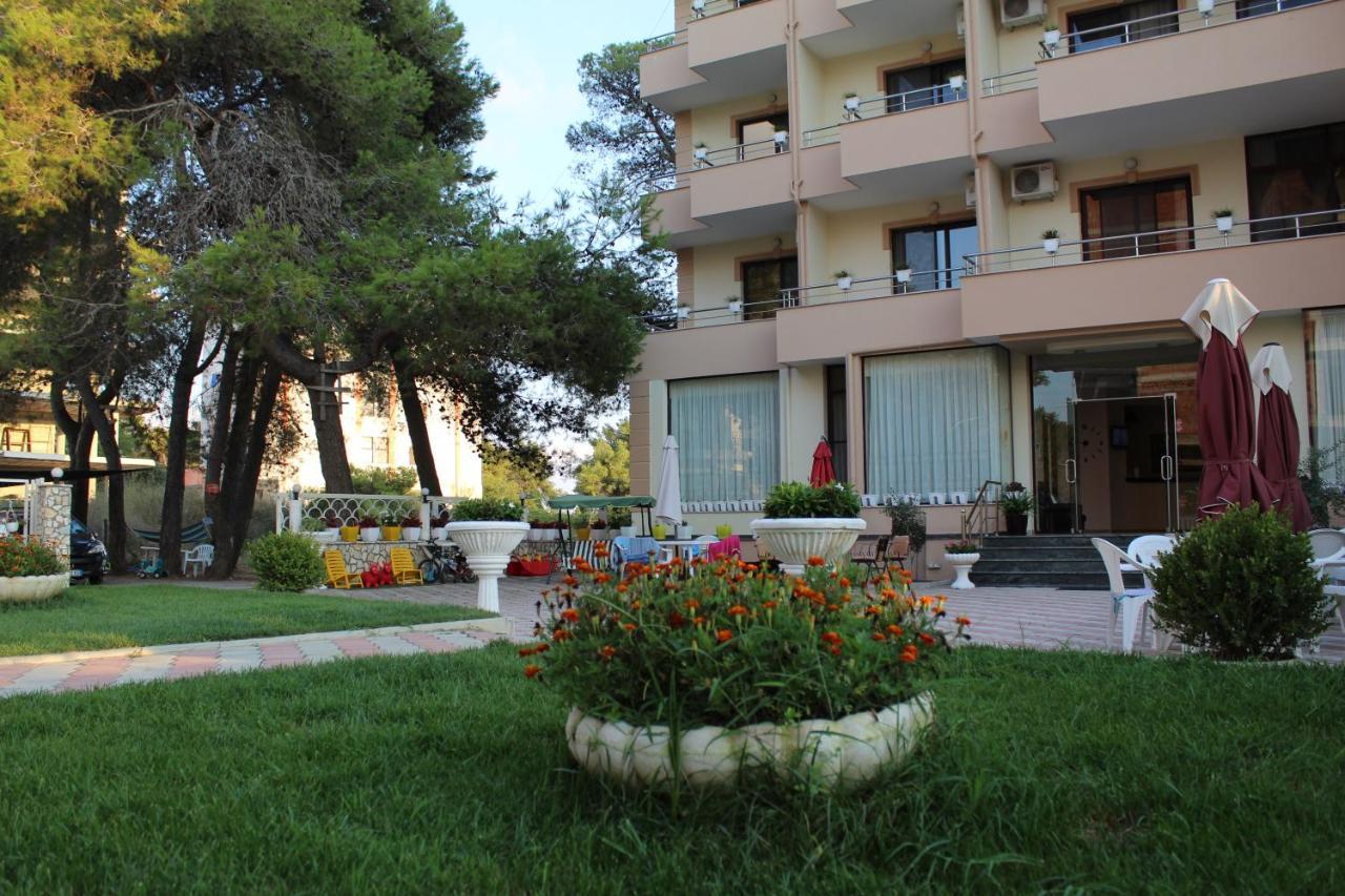 Hotel Villa Aljor Голем Экстерьер фото
