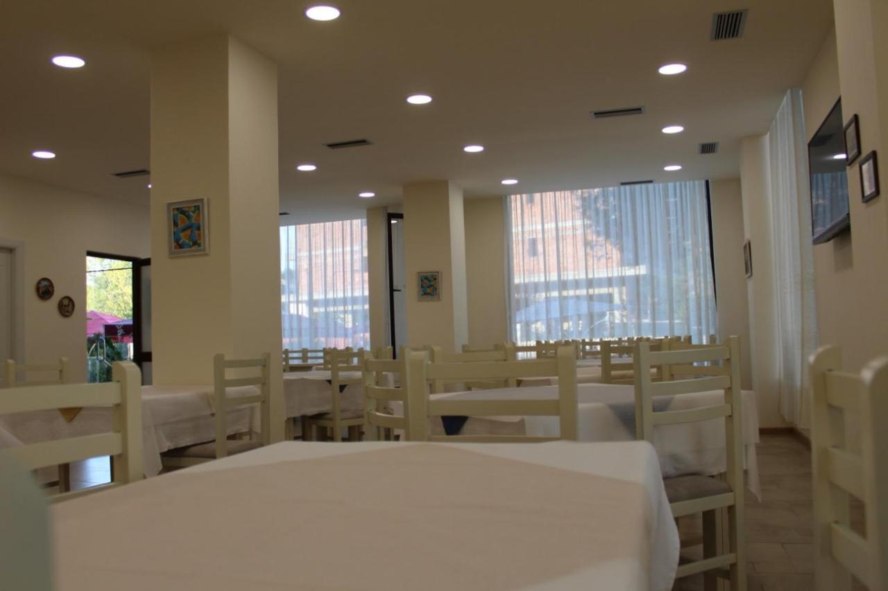 Hotel Villa Aljor Голем Экстерьер фото