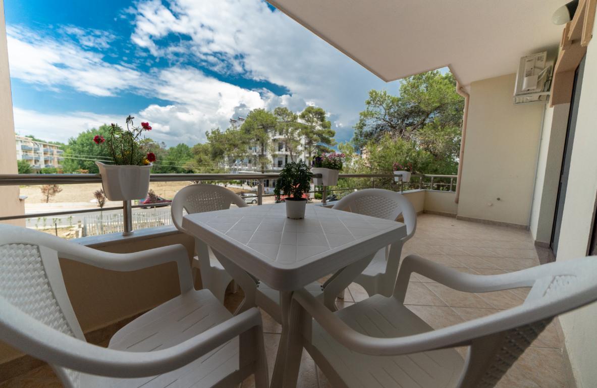 Hotel Villa Aljor Голем Экстерьер фото