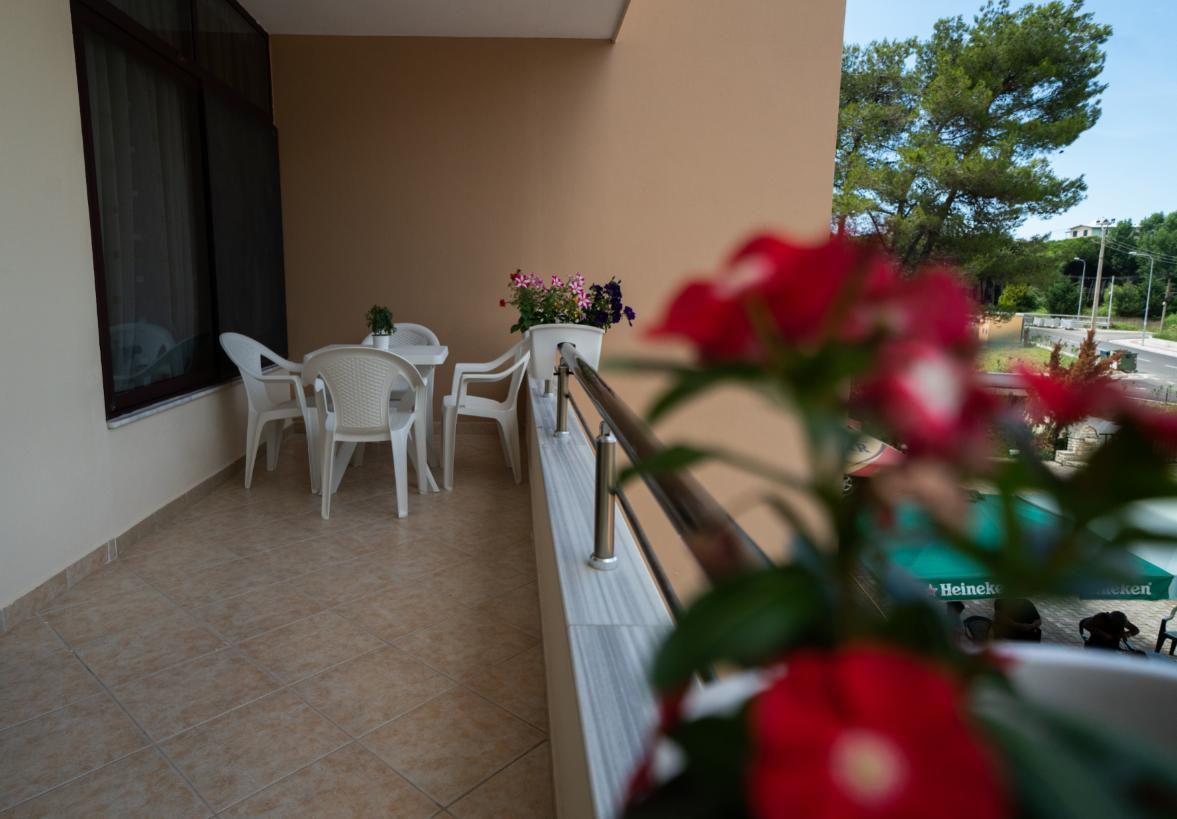 Hotel Villa Aljor Голем Экстерьер фото