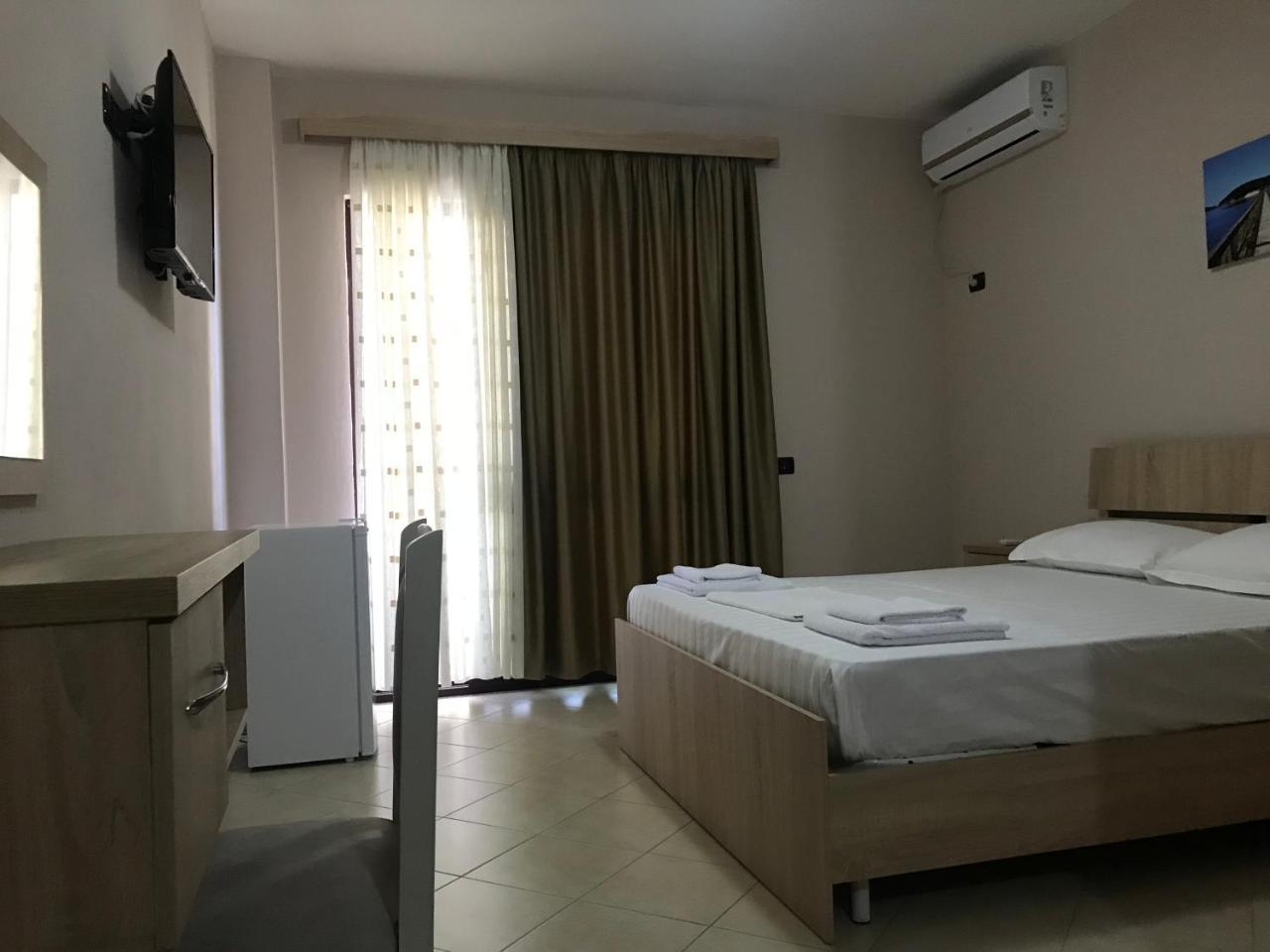 Hotel Villa Aljor Голем Экстерьер фото