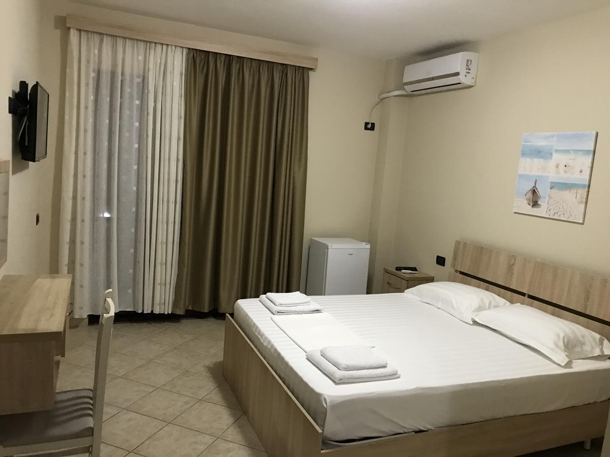 Hotel Villa Aljor Голем Экстерьер фото